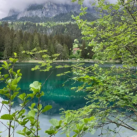 イン Crestasee