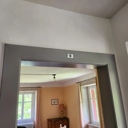 Inn Crestasee *
