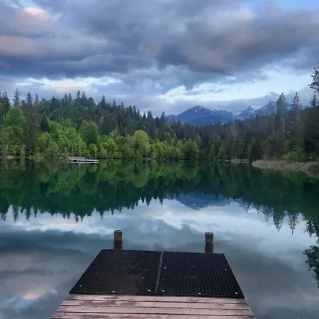 Värdshus Crestasee *